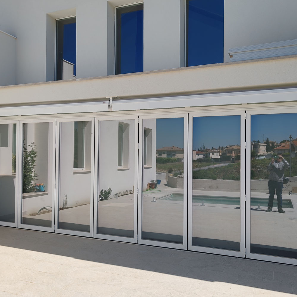 Ventas de Cristal para exteriores con estructura de cerramiento