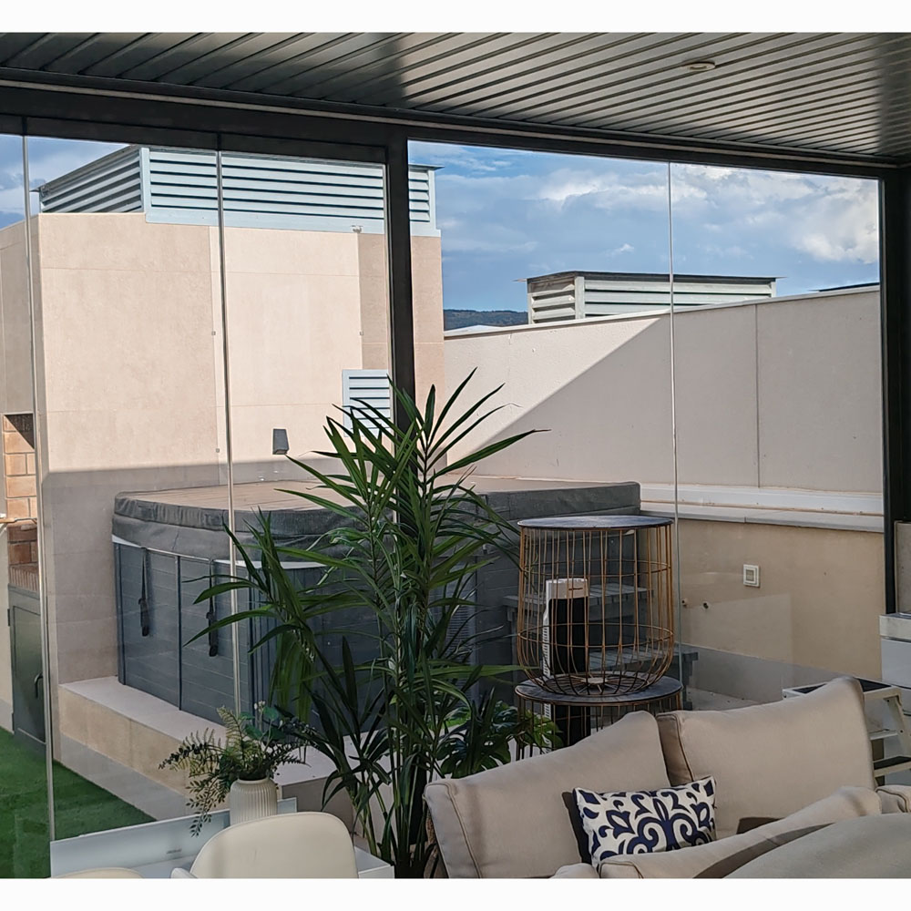 Cerramiento de Cristal para Terrazas Modernas
